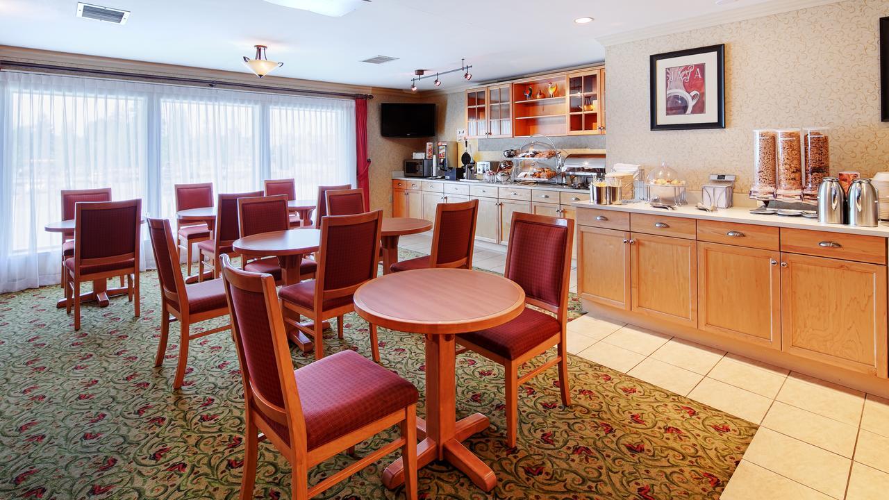 Best Western Plus Langley Inn Esterno foto