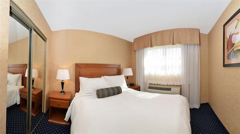 Best Western Plus Langley Inn Esterno foto